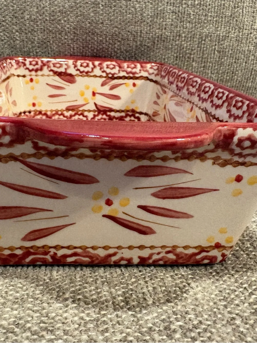 Temp-Tations Presentable Ovenware by Tara Old World 1.5 Qt Baking Dish